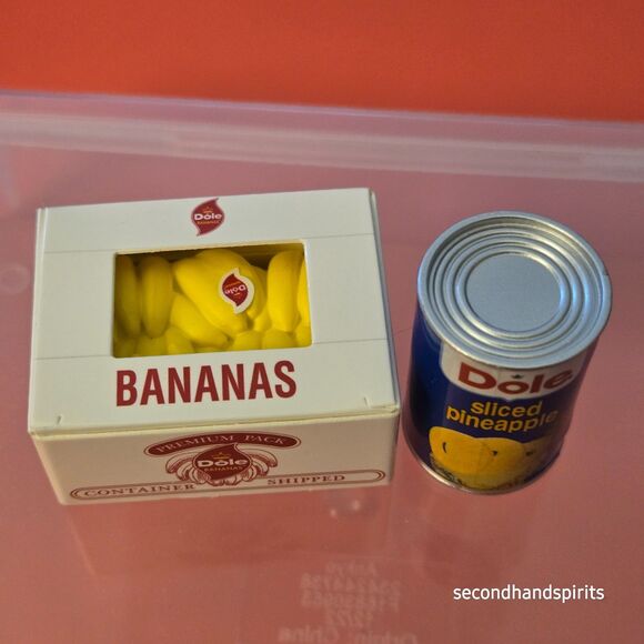 Zuru Mini Brands Retro Dole Box of Bananas and Pineapple Can Dollhouse Diorama - Picture 2 of 2